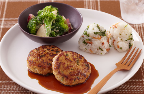 カフェ風 豆腐バーグとおむすびプレート